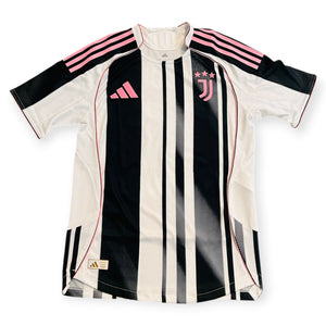 Juventus 2025/26 Home Player Version - Yildiz 10 *Brand New* (Small) - KITLAUNCH
