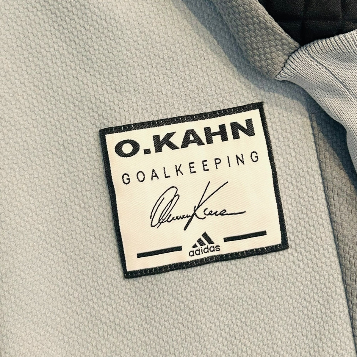 Bayern Munich 2001/02 GK - Kahn 1 (XL) - KITLAUNCH