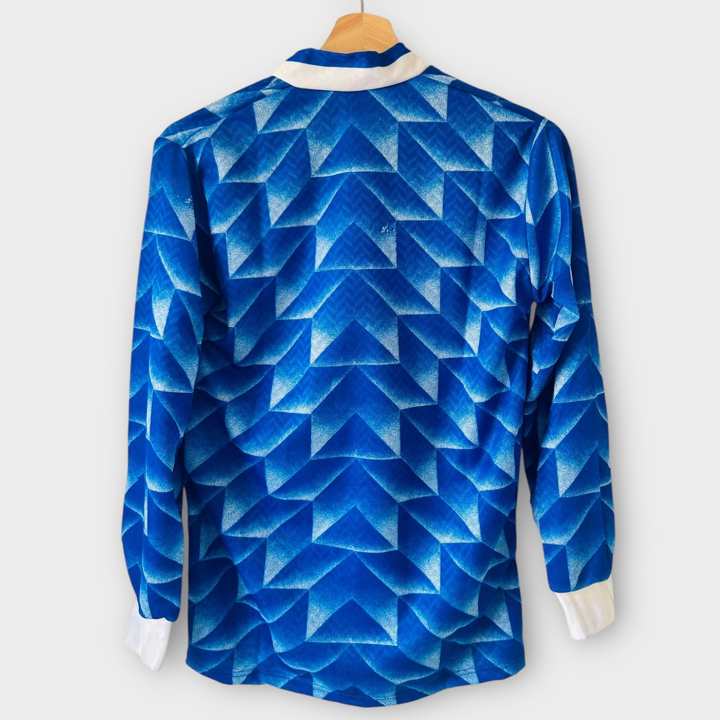 UE Lleida 1991/92 Home Long Sleeve (Small)