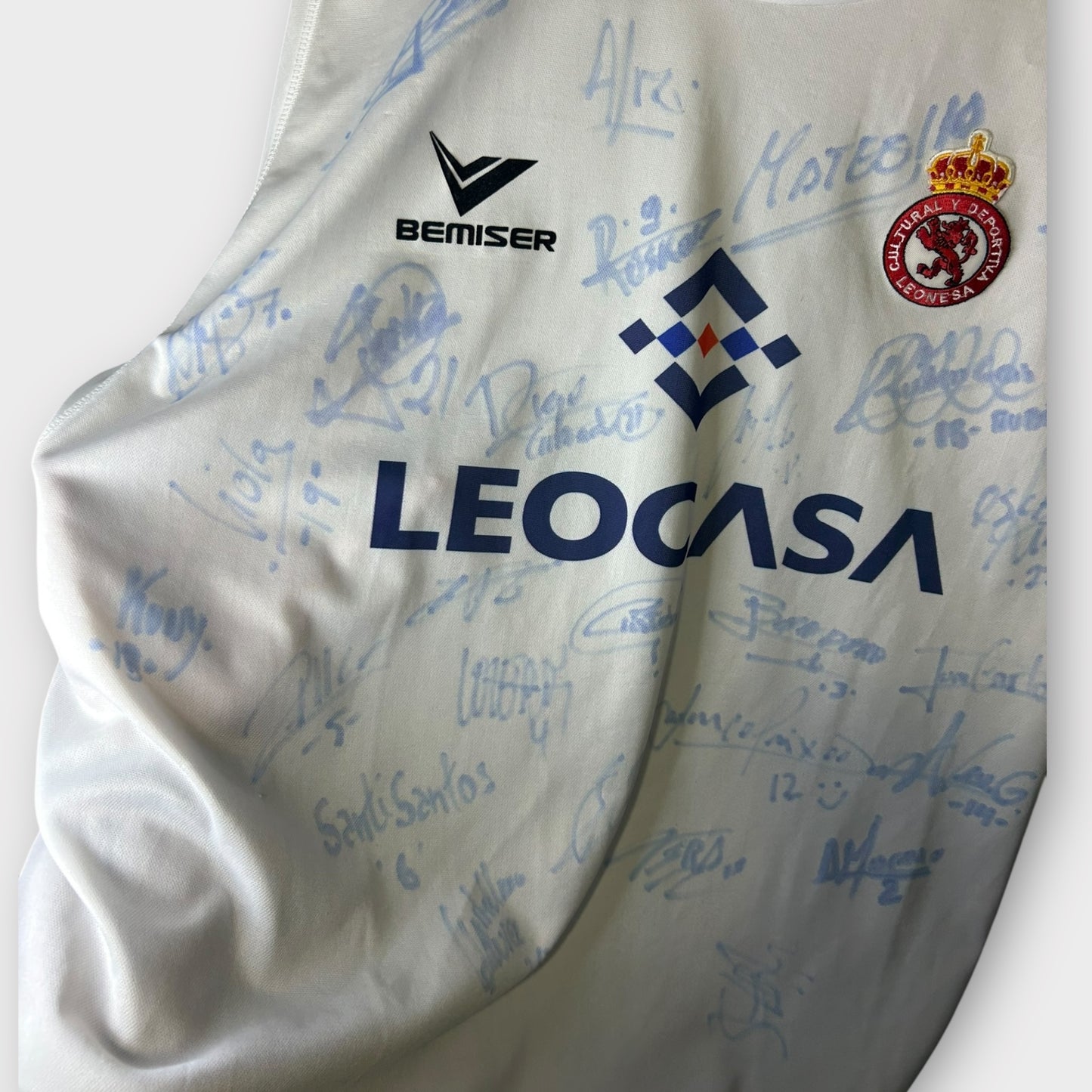 Cultural Leonesa Signed Shirt (XL)