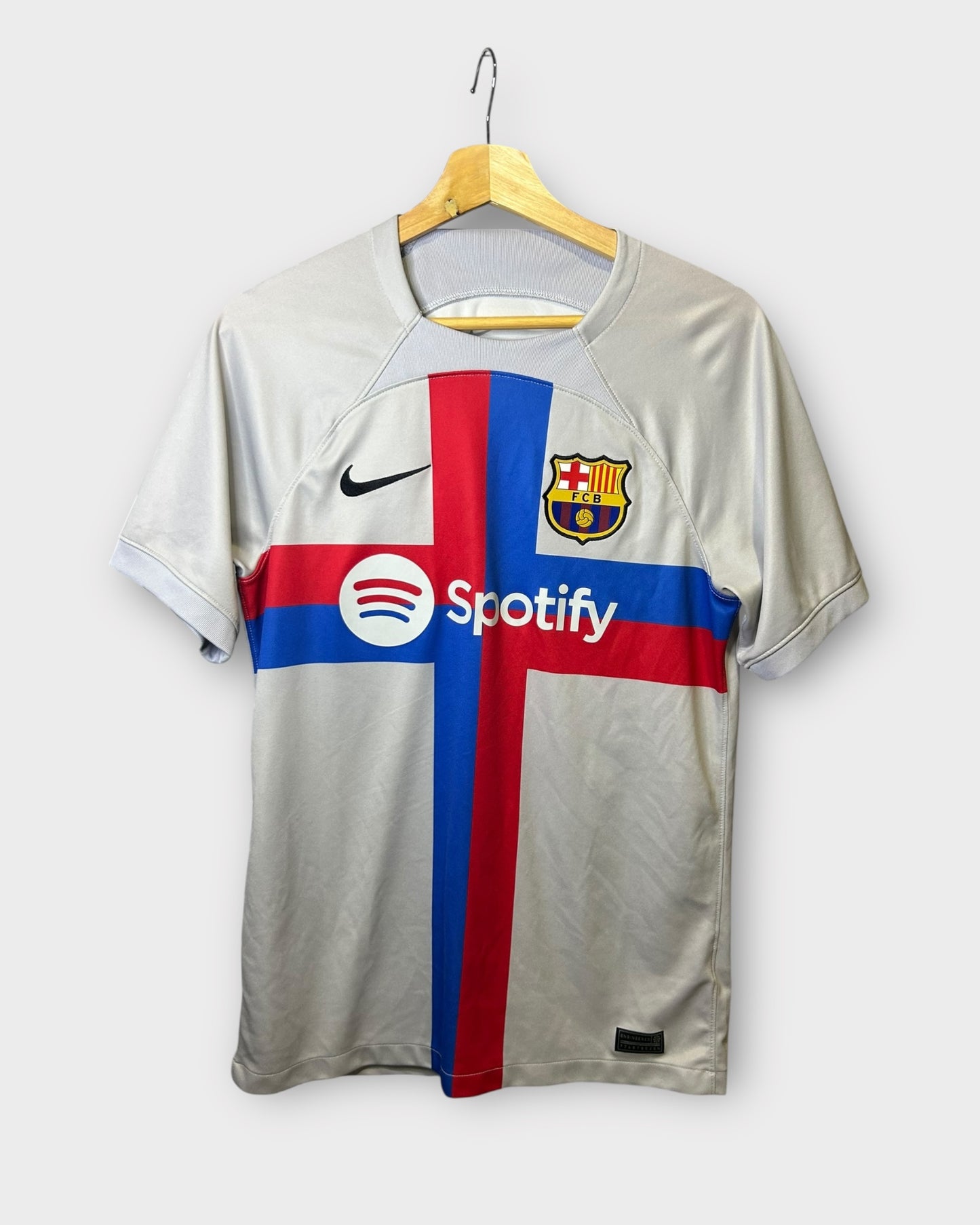 FC Barcelona 2022/23 Third - Kounde 23 (Small)