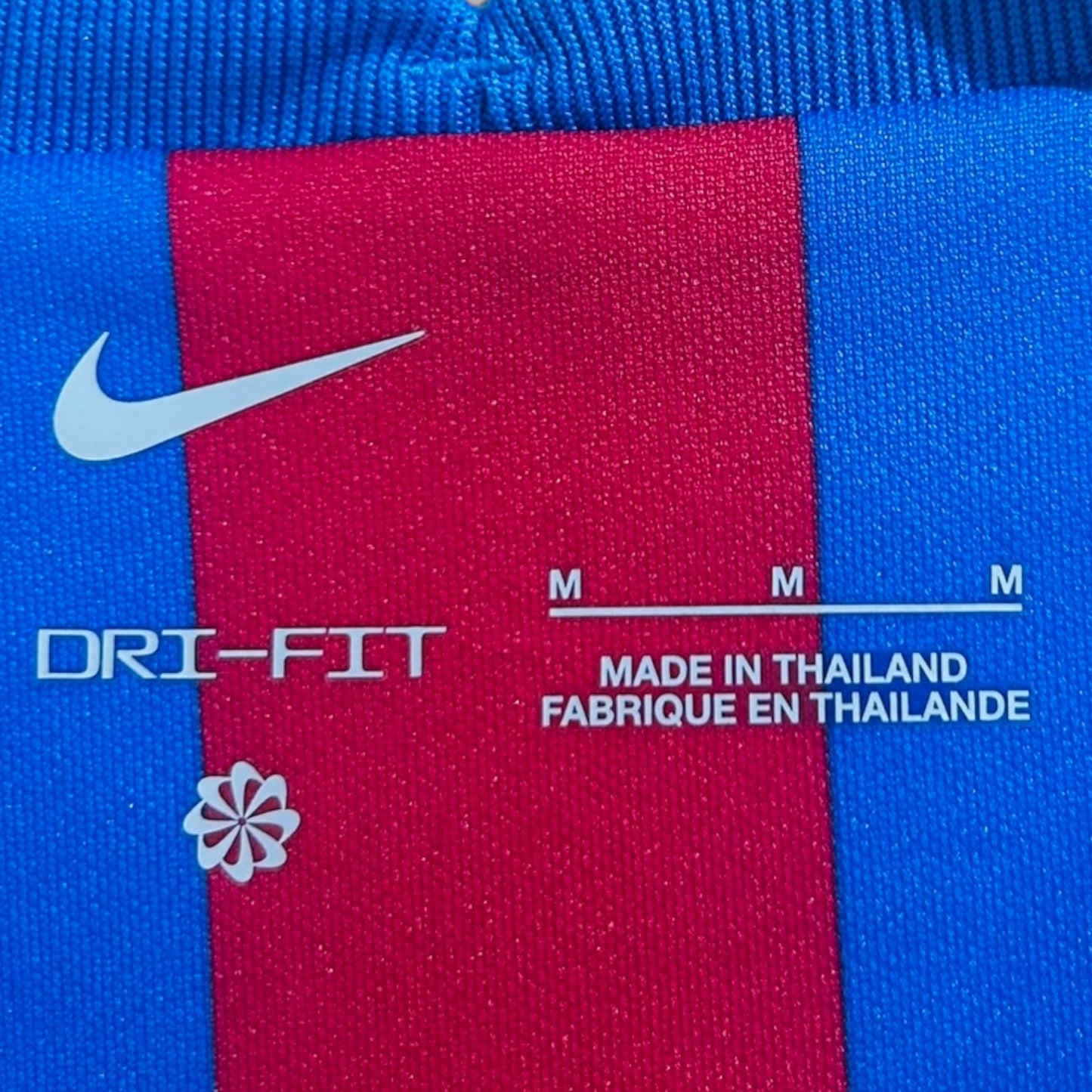 FC Barcelona 2021/22 Home - Nico 14 (Medium)