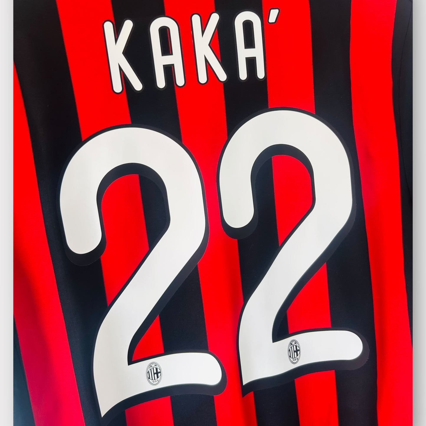 AC Milan 2009/10 Home - Kaká 22 (Small)