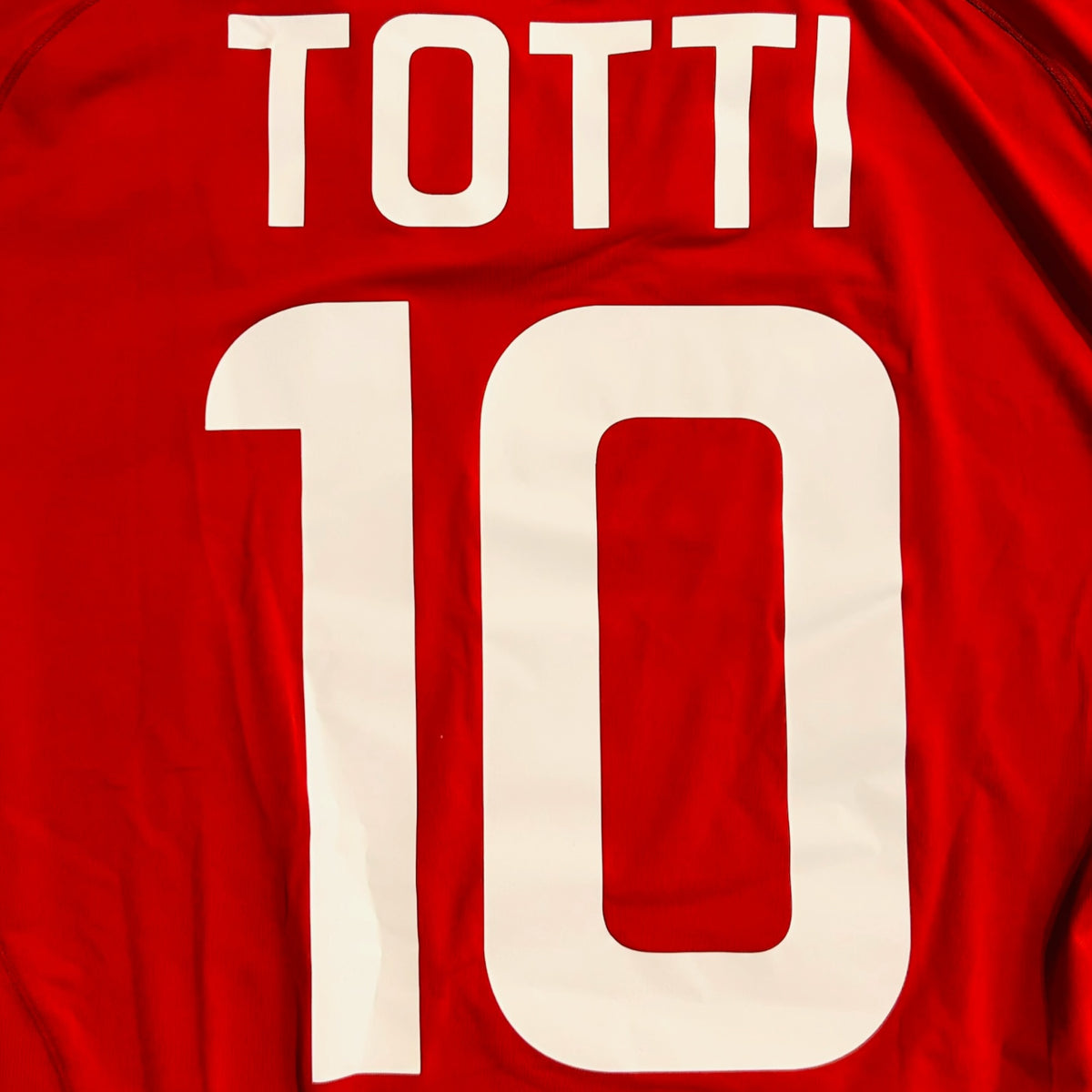 AS Roma 2011/12 Home - Totti 10 (Large) - KITLAUNCH