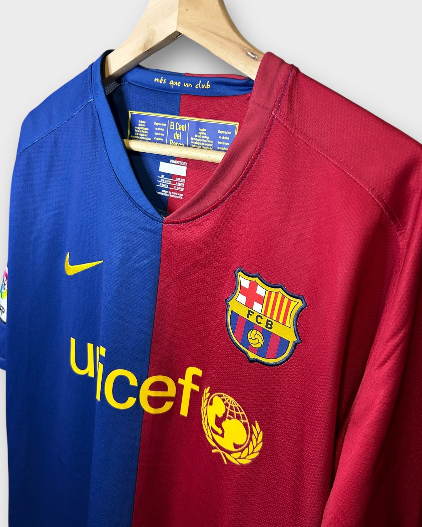 FC Barcelona 2008/09 Home - Iniesta 8 (XL)