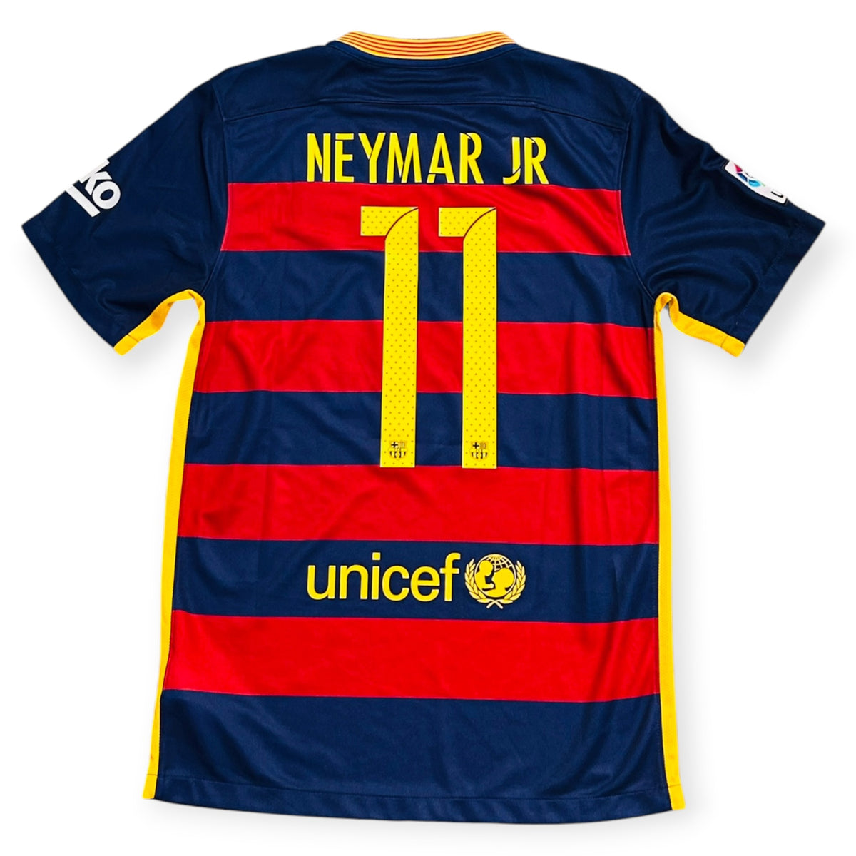 FC Barcelona 2015/16 Home - Neymar Jr 11 (Small) - KITLAUNCH