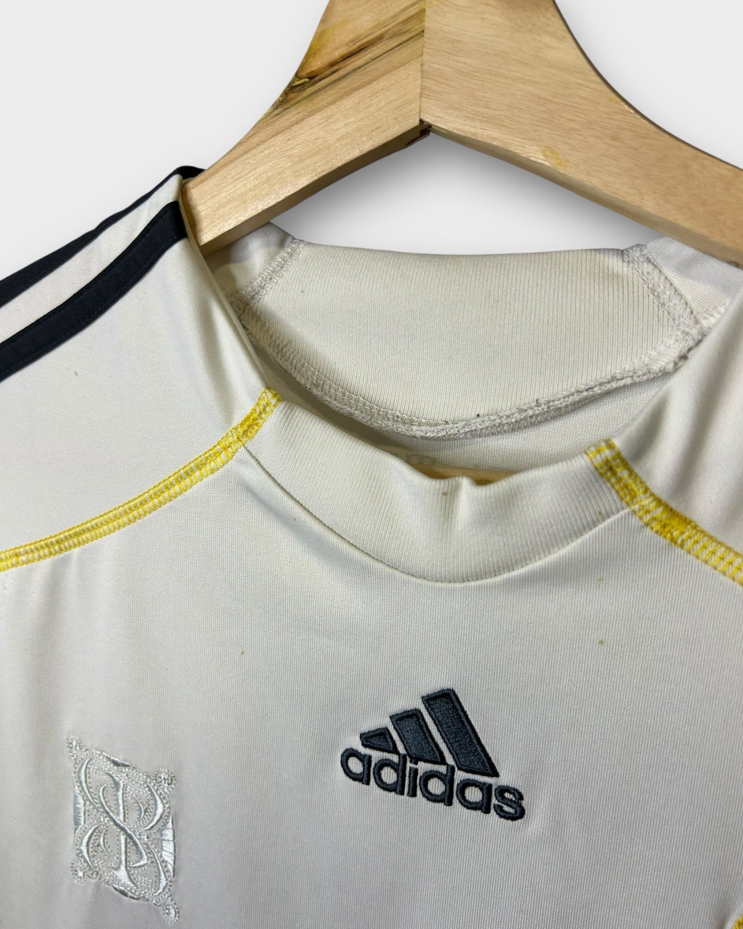Real Madrid 2009/10 Home - Kaka 8 (Medium)