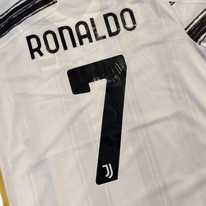 Juventus 2020/21 Home *New* - Ronaldo 7 (Large) - KITLAUNCH