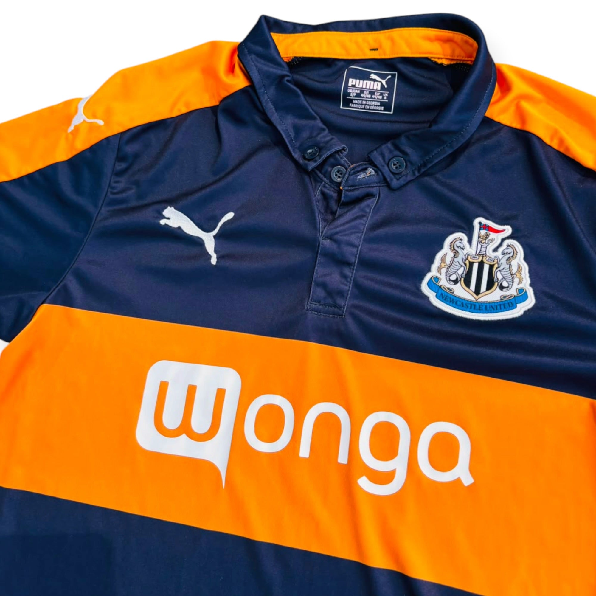Newcastle United 2016/17 Away (Small)