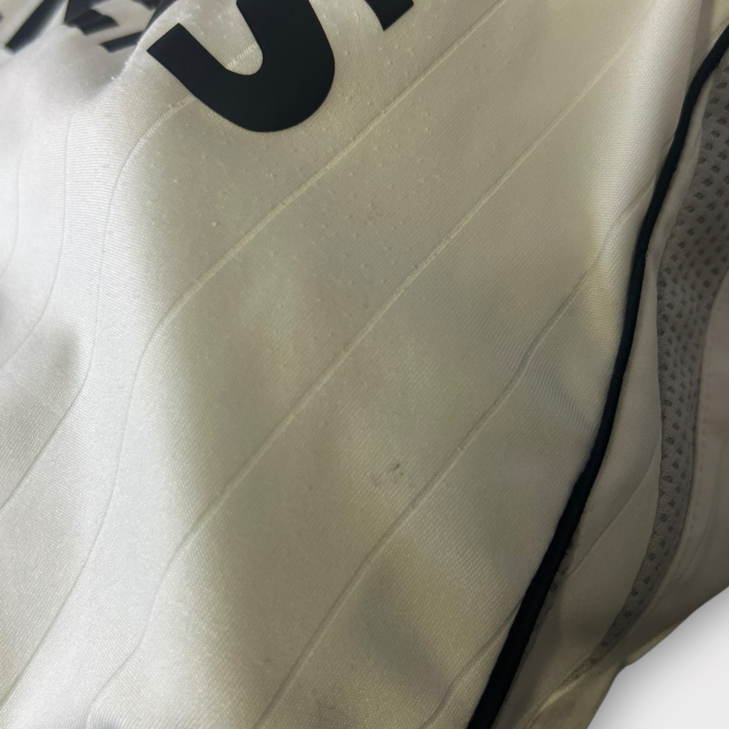 Real Madrid 2006/07 Home - Van Nistelrooy 17 (Large)