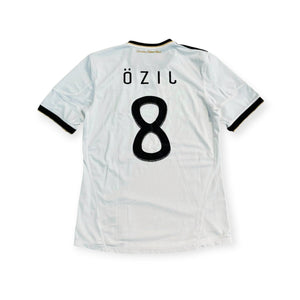 Germany 2010 Home - Özil 8 (Large)