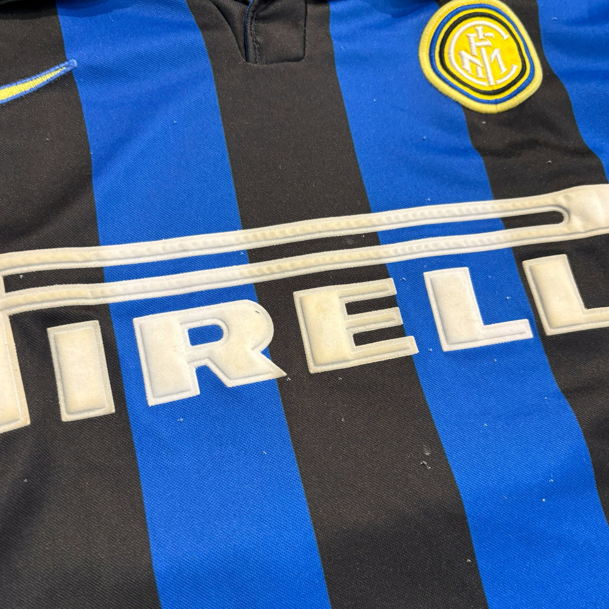 Inter Milan 1998/99 Home - Ronaldo 9 (Small) - KITLAUNCH