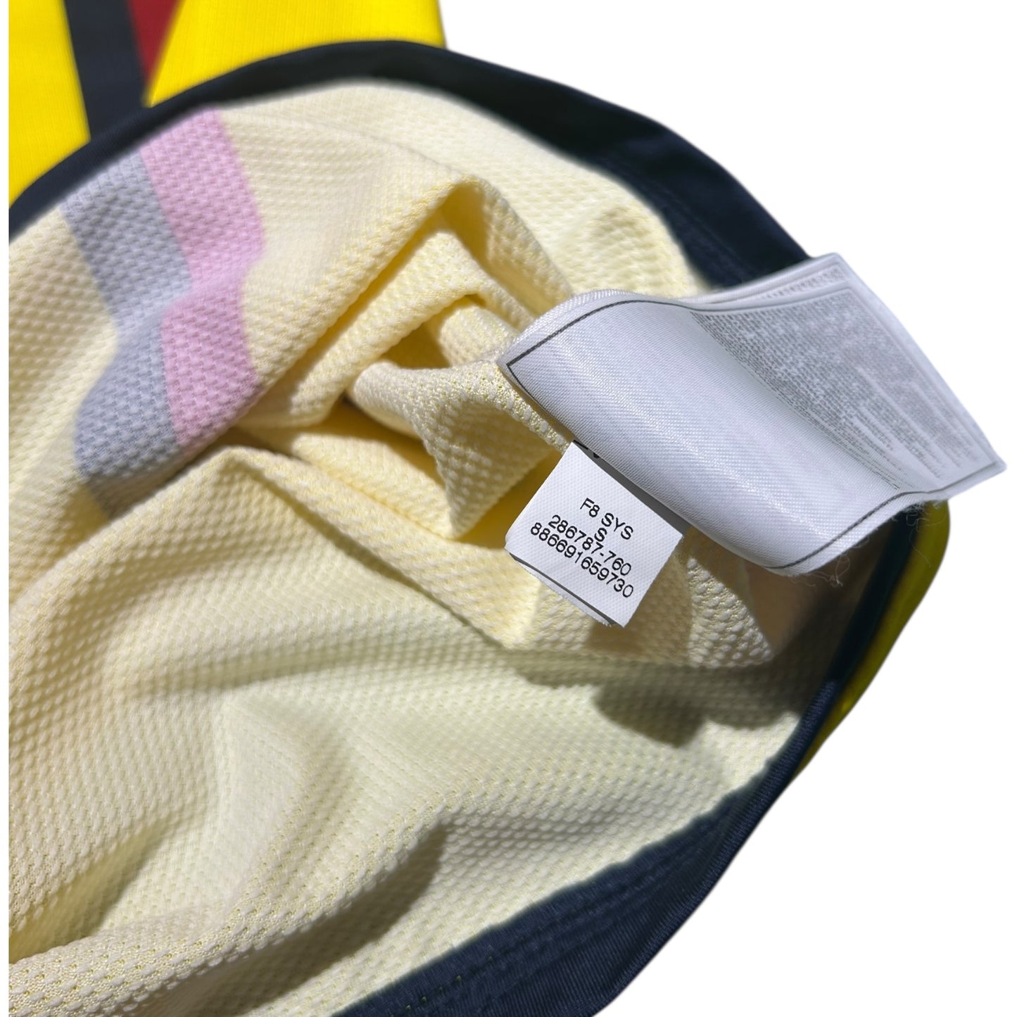 FC Barcelona 2008/09 Away - Xavi 6 (Small)