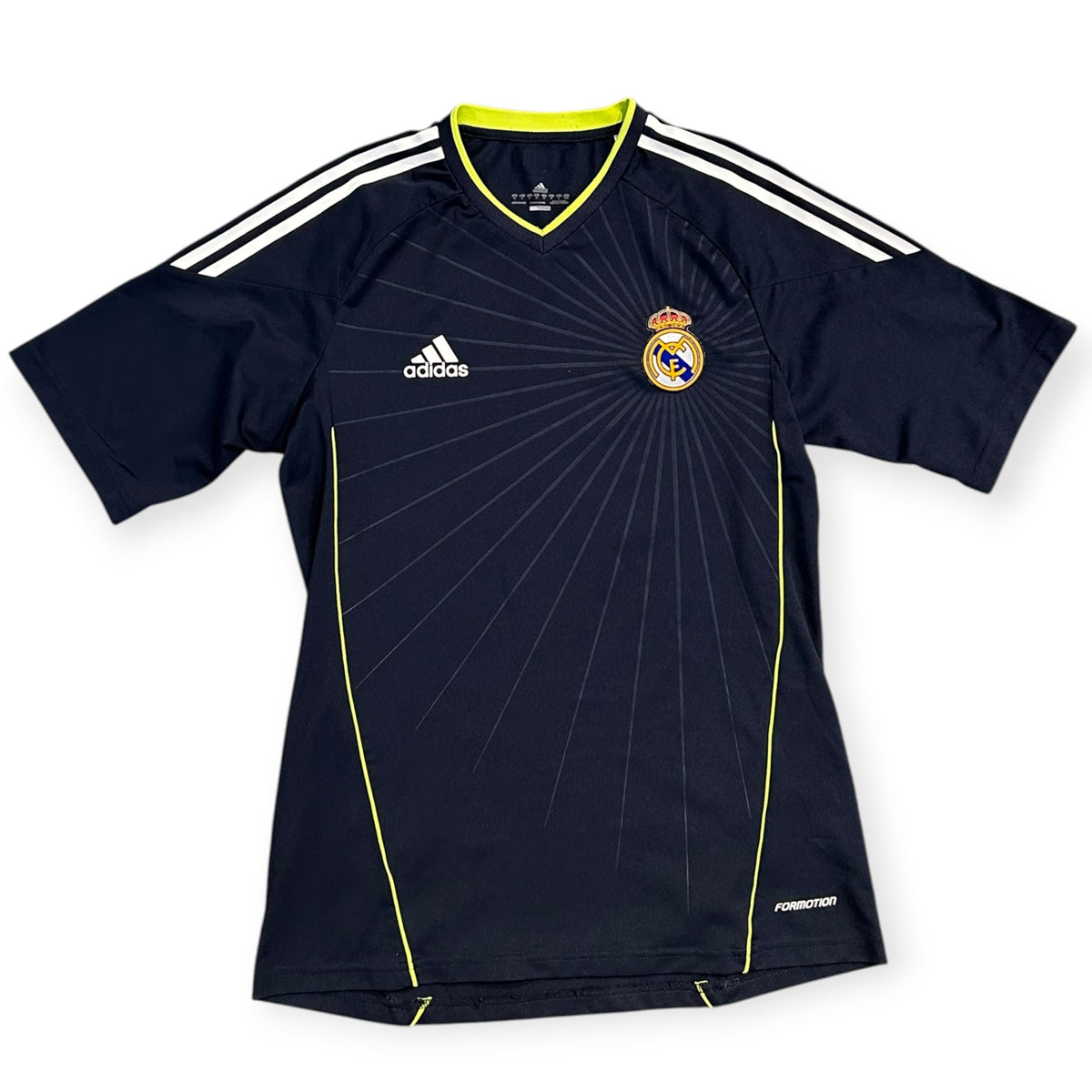 Real Madrid 2010/11 Away Kitroom Version (Medium) - KITLAUNCH