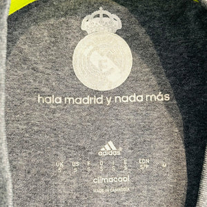 Real Madrid 2015/16 Away - Kroos 8 (Small) - KITLAUNCH
