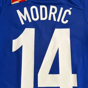 Croatia 2006/08 Away - Modric 14 (Small)