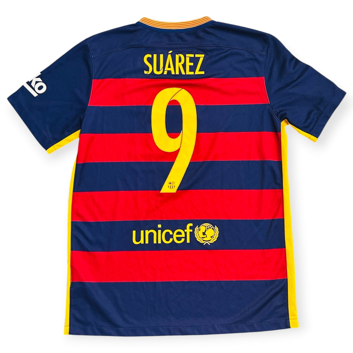 FC Barcelona 2015/16 Home - Suárez 9 (Medium)