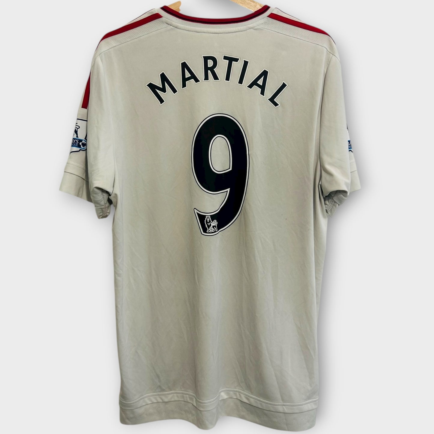 Manchester United 2015/16 Away - Martial 9 (Large)