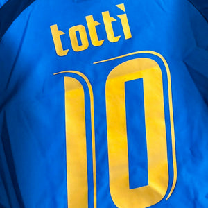 Italy 2006 Home - Totti 10 (XL)