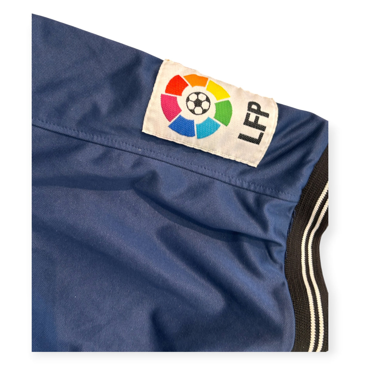Valencia 2000/01 Away - Aimar 22 (Medium)