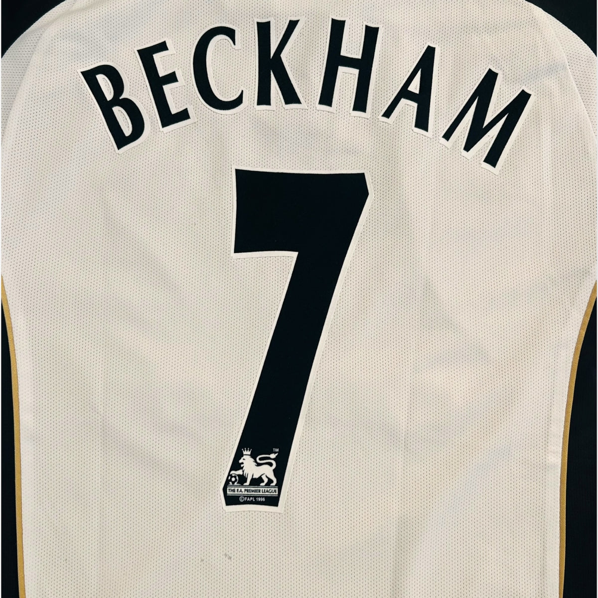 Man Utd 2001/02 Centenary Reversible - Beckham 7 (Large) - KITLAUNCH