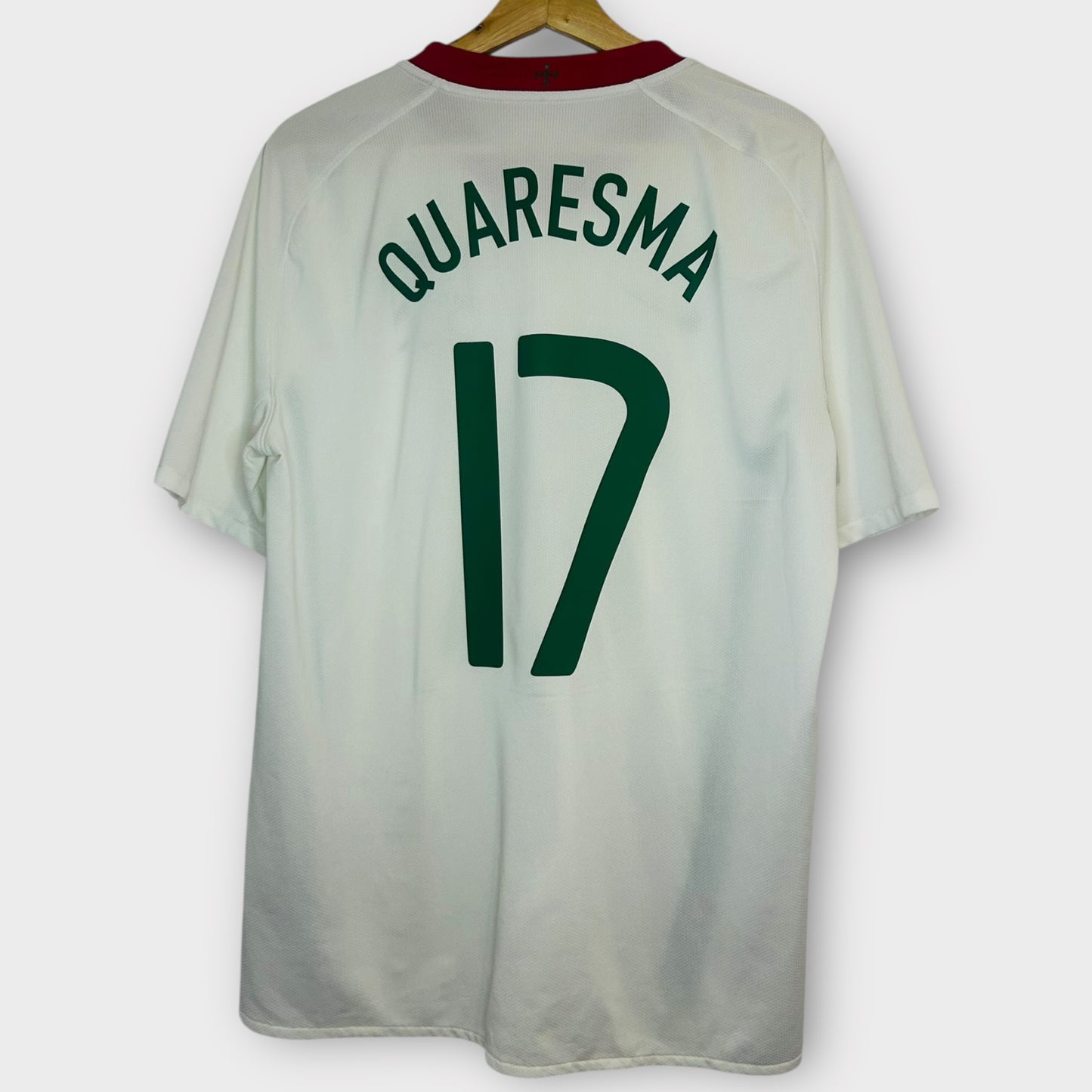 Portugal 2008 Away - Quaresma 17 (Large)