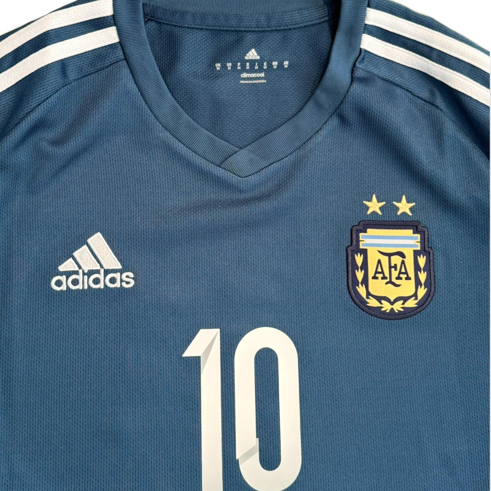 Argentina 2015/16 Away - Messi 10 (Medium)