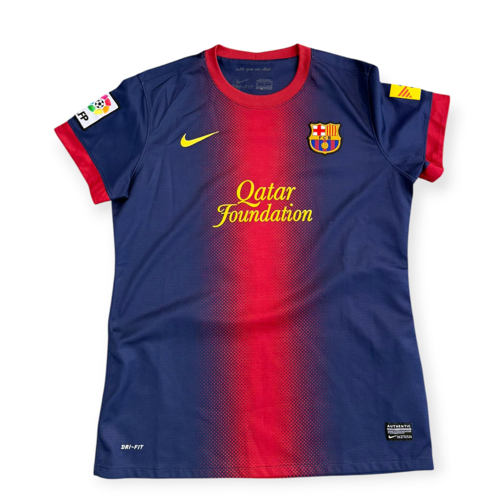 FC Barcelona 2011/12 Home - Xavi 6 (Small)