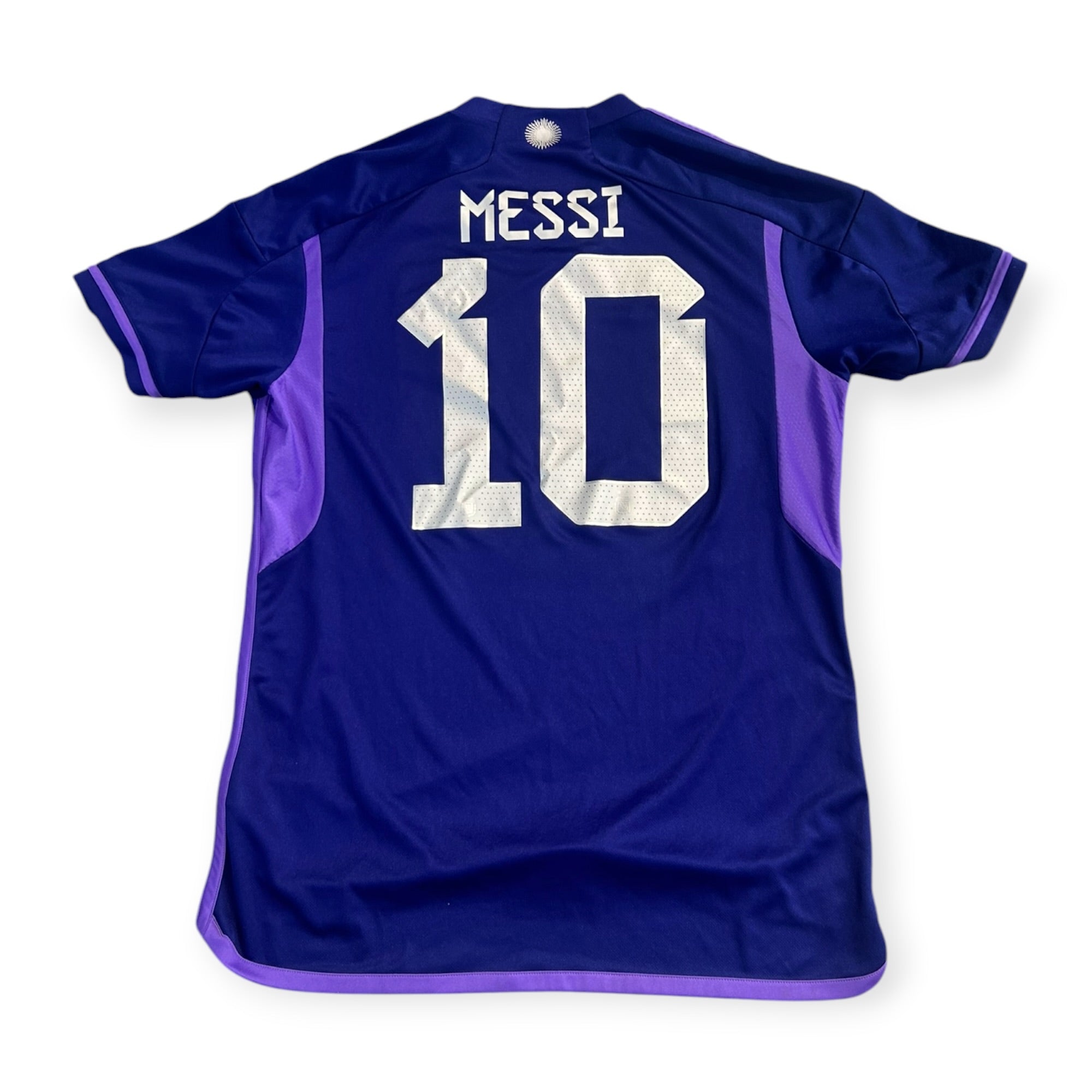 Argentina 2022 Away - Messi 10 (Large) - KITLAUNCH