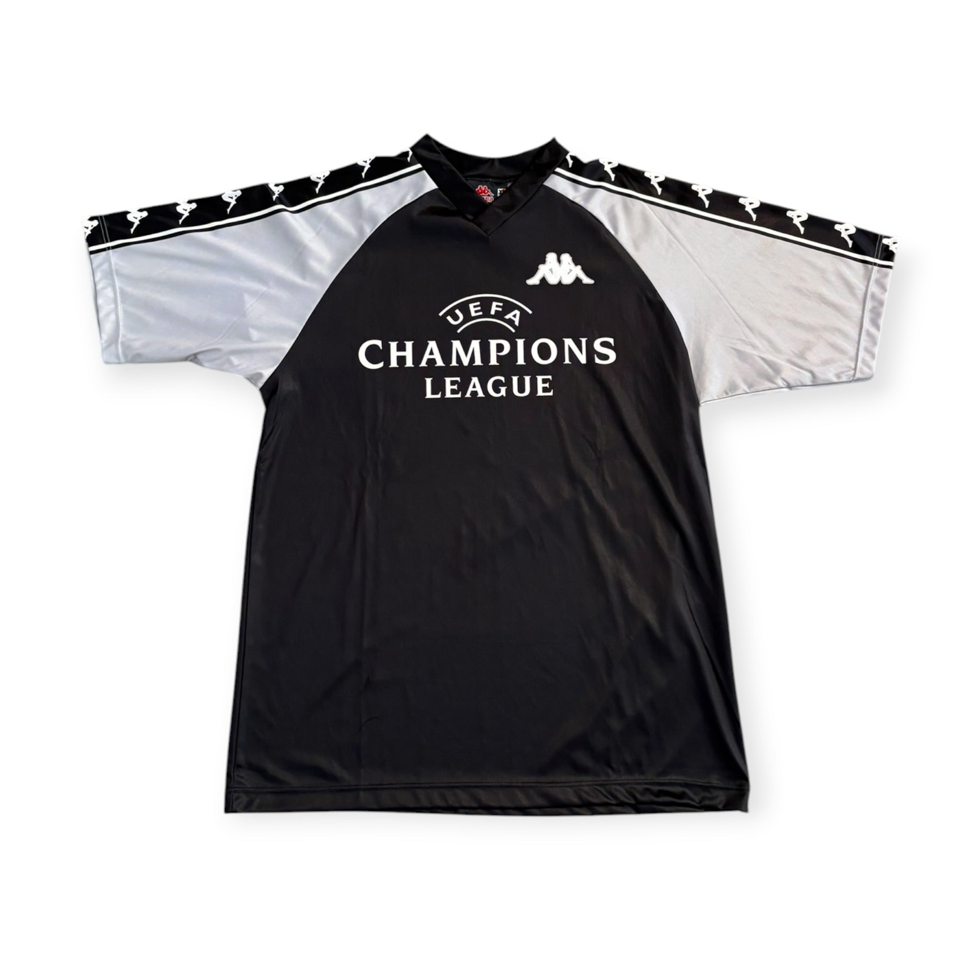 UEFA Champions League Juventes Kappa Pre Match Shirt (XL) - KITLAUNCH