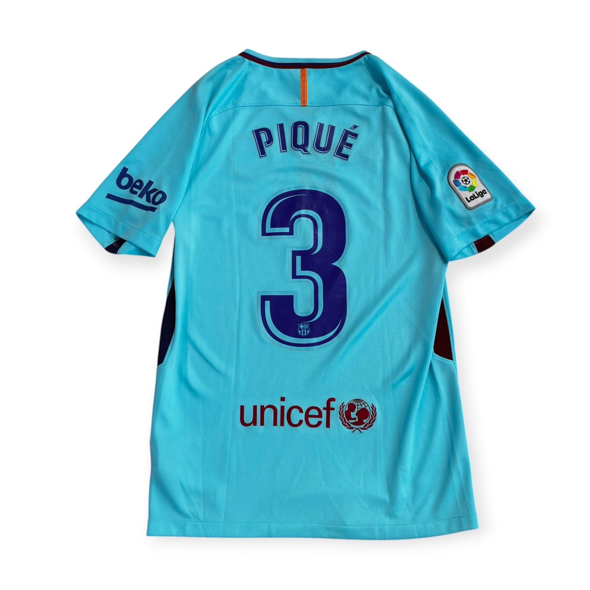 FC Barcelona 2017/18 Away - Piqué 3 (Small)