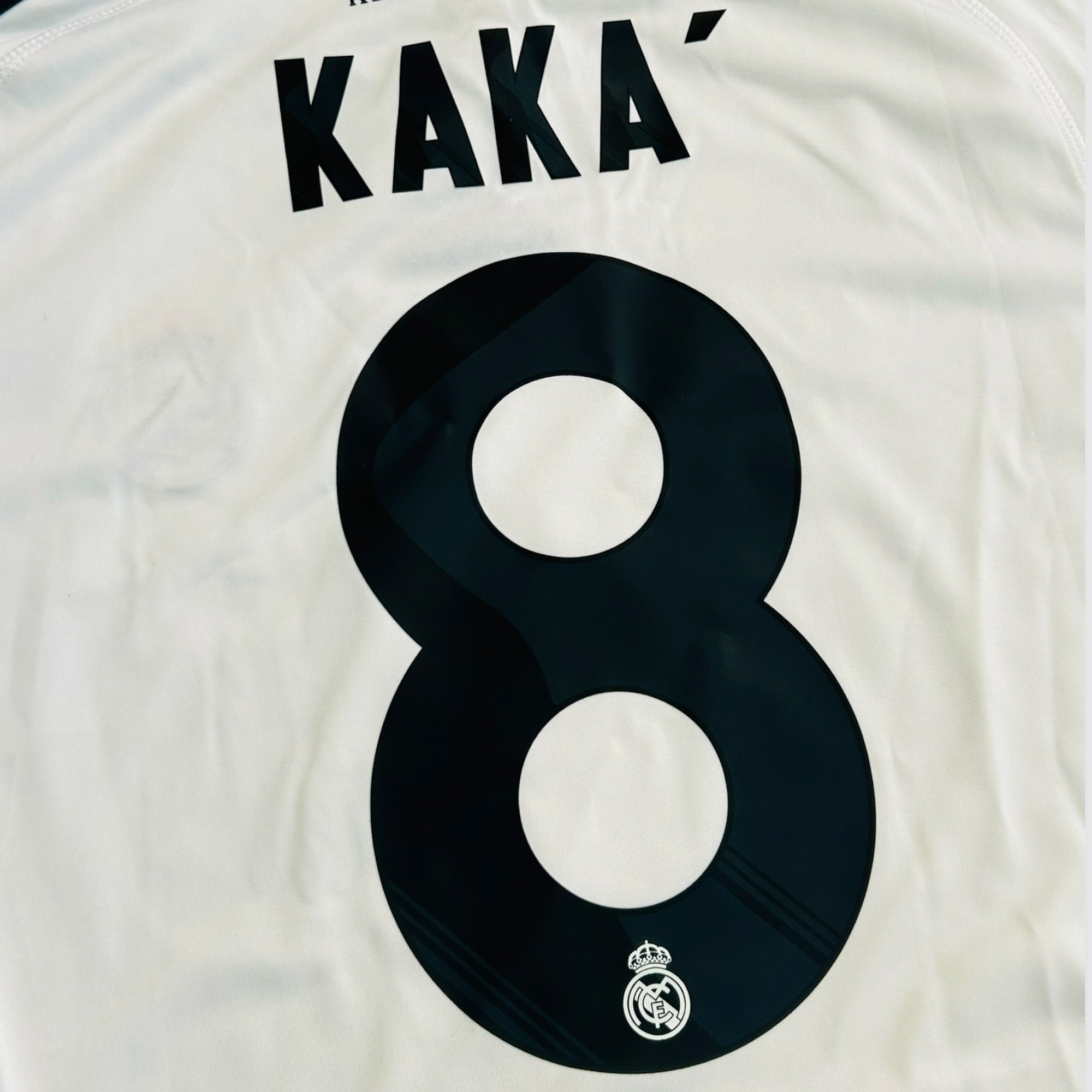 Real Madrid 2009/10 Home - Kaká 8 (Medium)