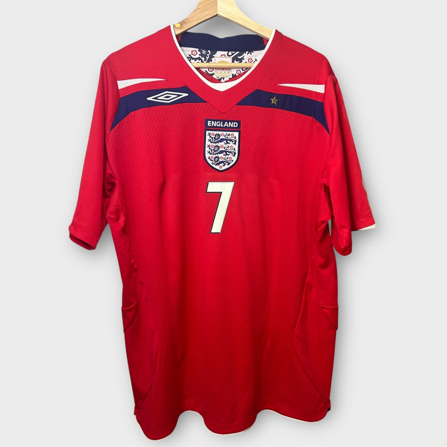 England 2008 Away - Beckham 7