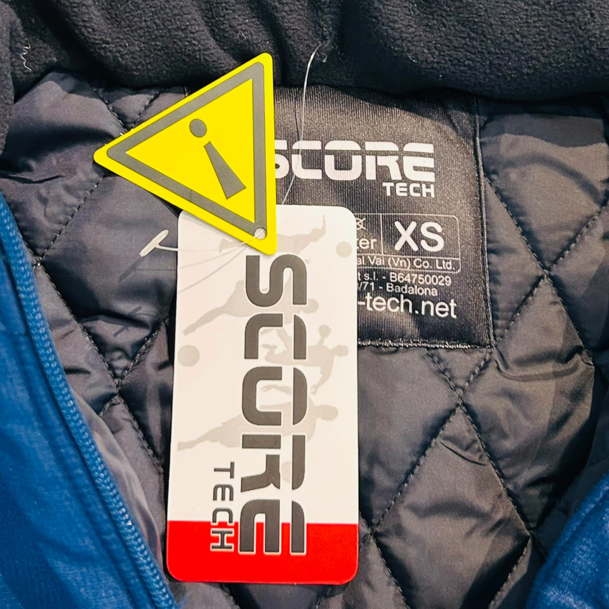CF Badalona 2021/22 Hooded Rain Jacket *New* (XS & Small) - KITLAUNCH