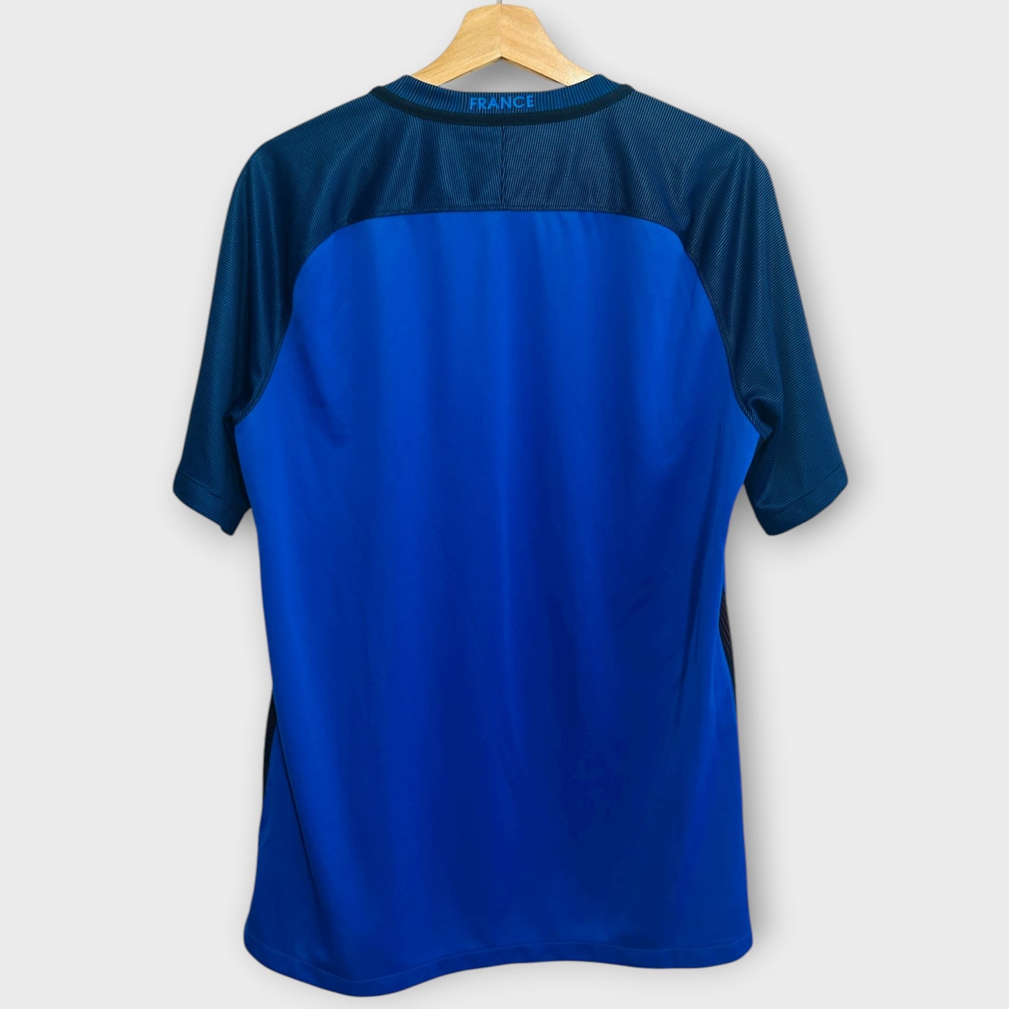 France 2016 Home (Large)