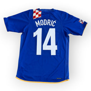 Croatia 2006/08 Away - Modric 14 (Small)