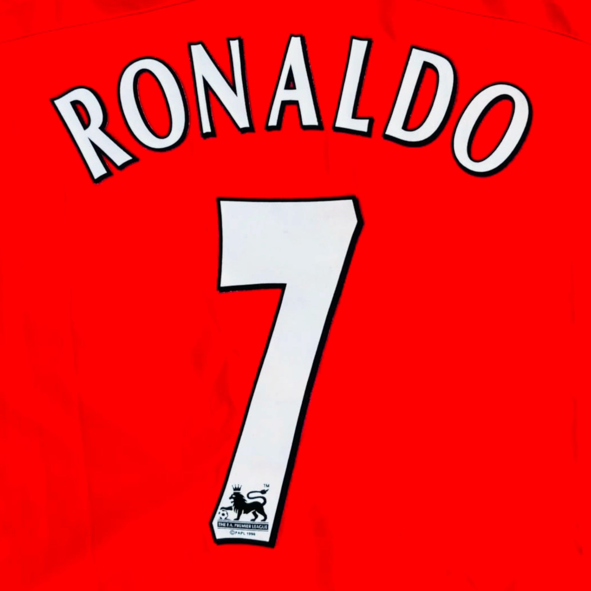 Manchester United FC 2003/04 Home - Ronaldo 7 (Large)