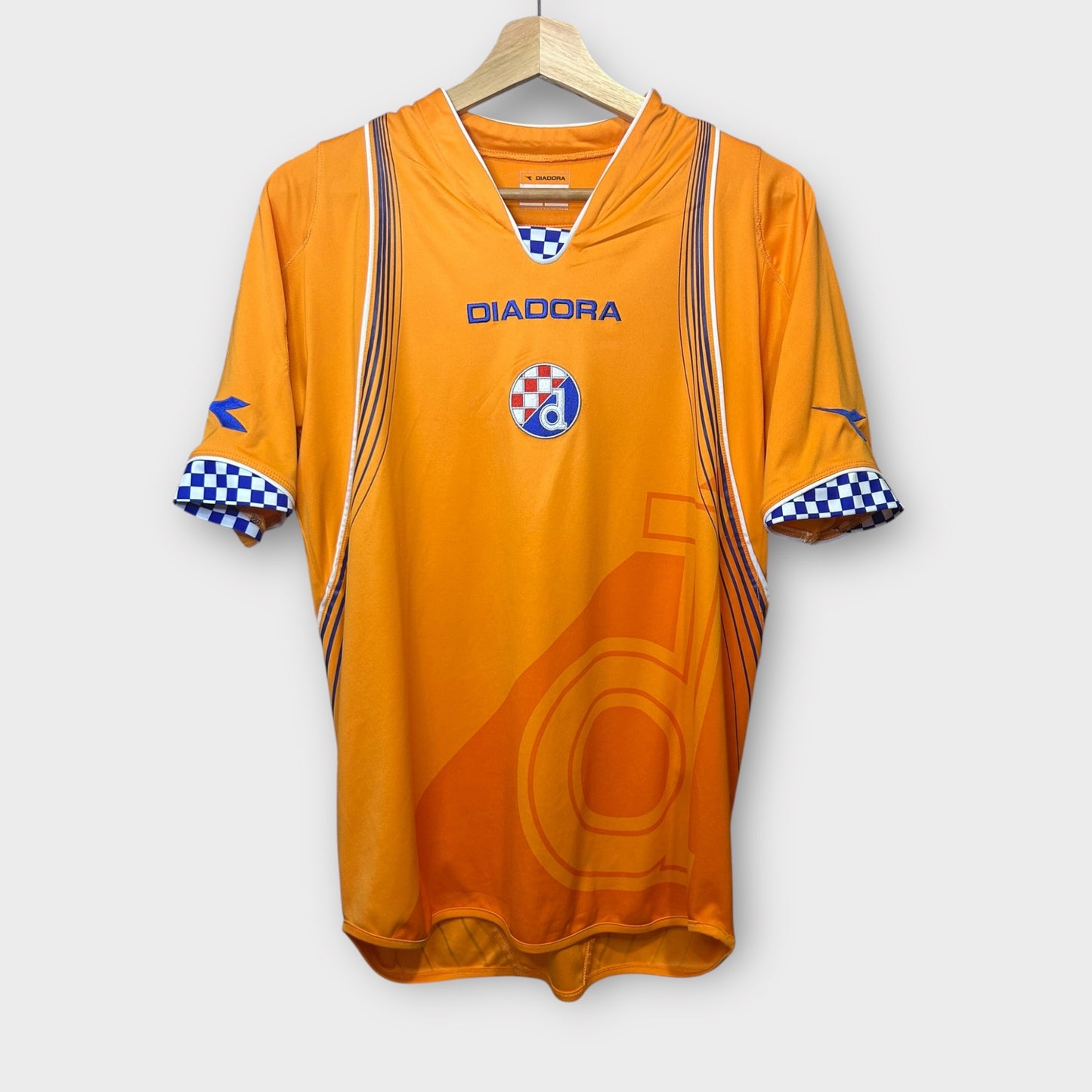 Dinamo Zagreb 2007/09 Away - Modric 10 (Small)