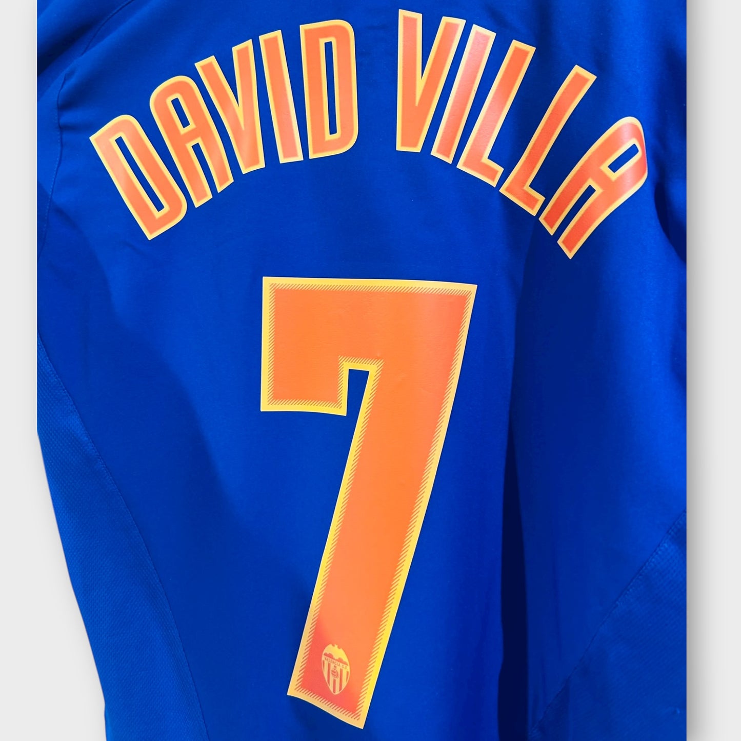 Valencia CF 2005/06 Away - David Villa 7 (Small)