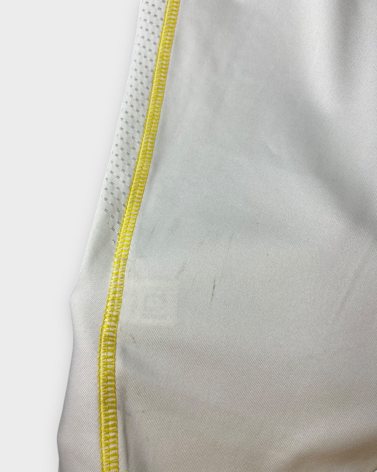 Real Madrid 2009/10 Home - Kaka 8 (Medium)