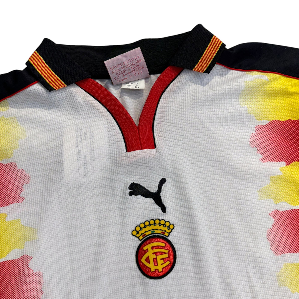 Catalunya 1999/00 Home (Large) - KITLAUNCH