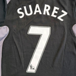 Liverpool 2012/13 Away - Suarez 7 (Small)