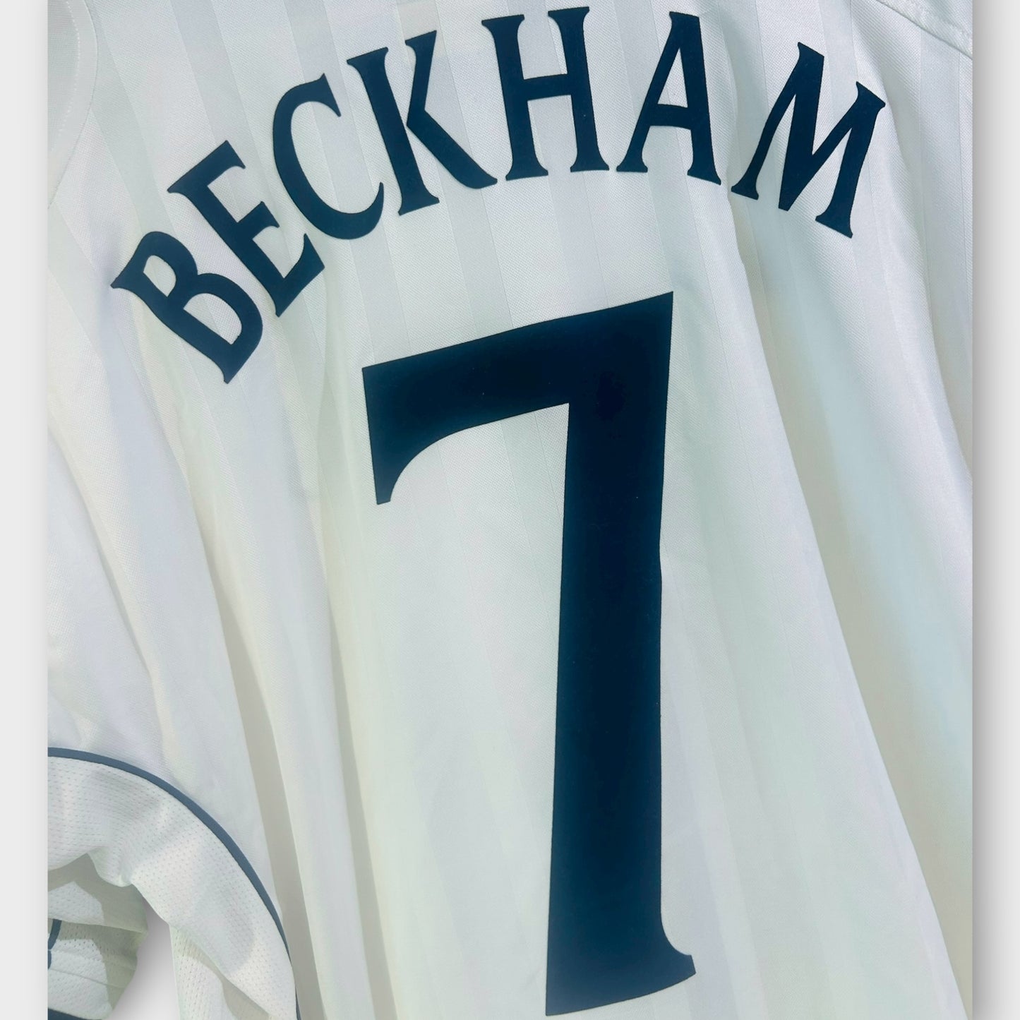 England 2002 Home - Beckham 7 (Large)