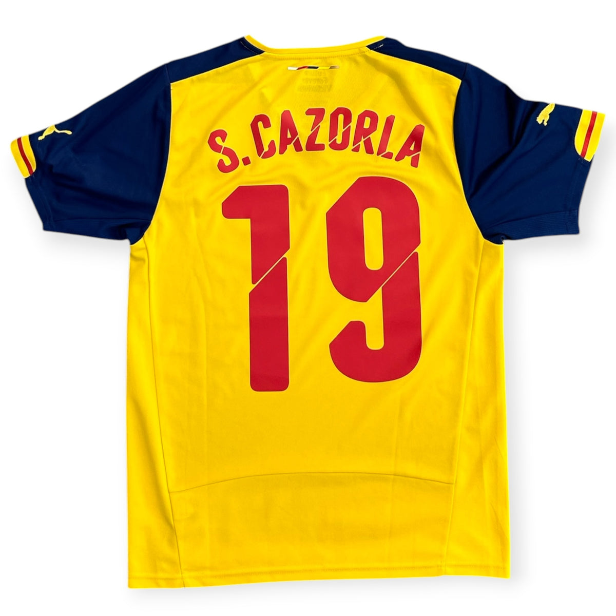 Arsenal 2014/15 Away - Cazorla 19 (Small)