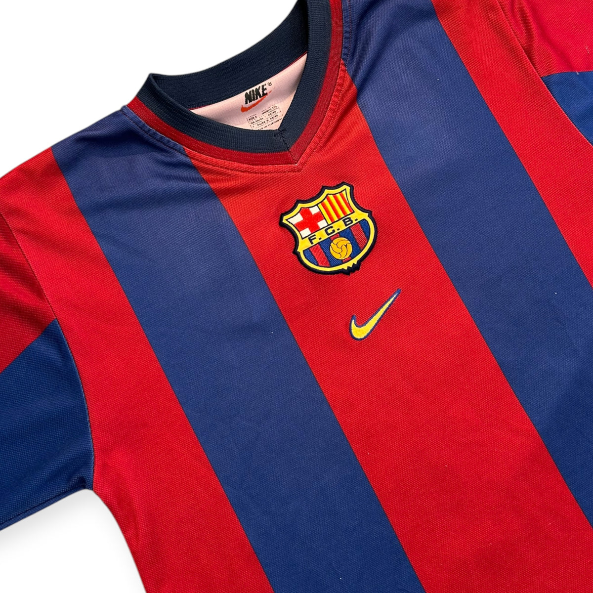 FC Barcelona 1998/99 Home - Guardiola 4 (Small)