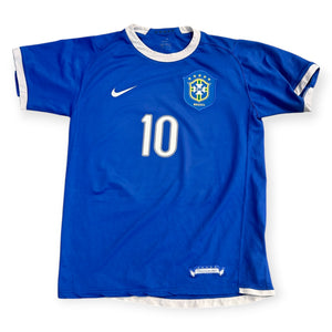 Brazil 2006 Away - Ronaldinho 10 (Medium) - KITLAUNCH