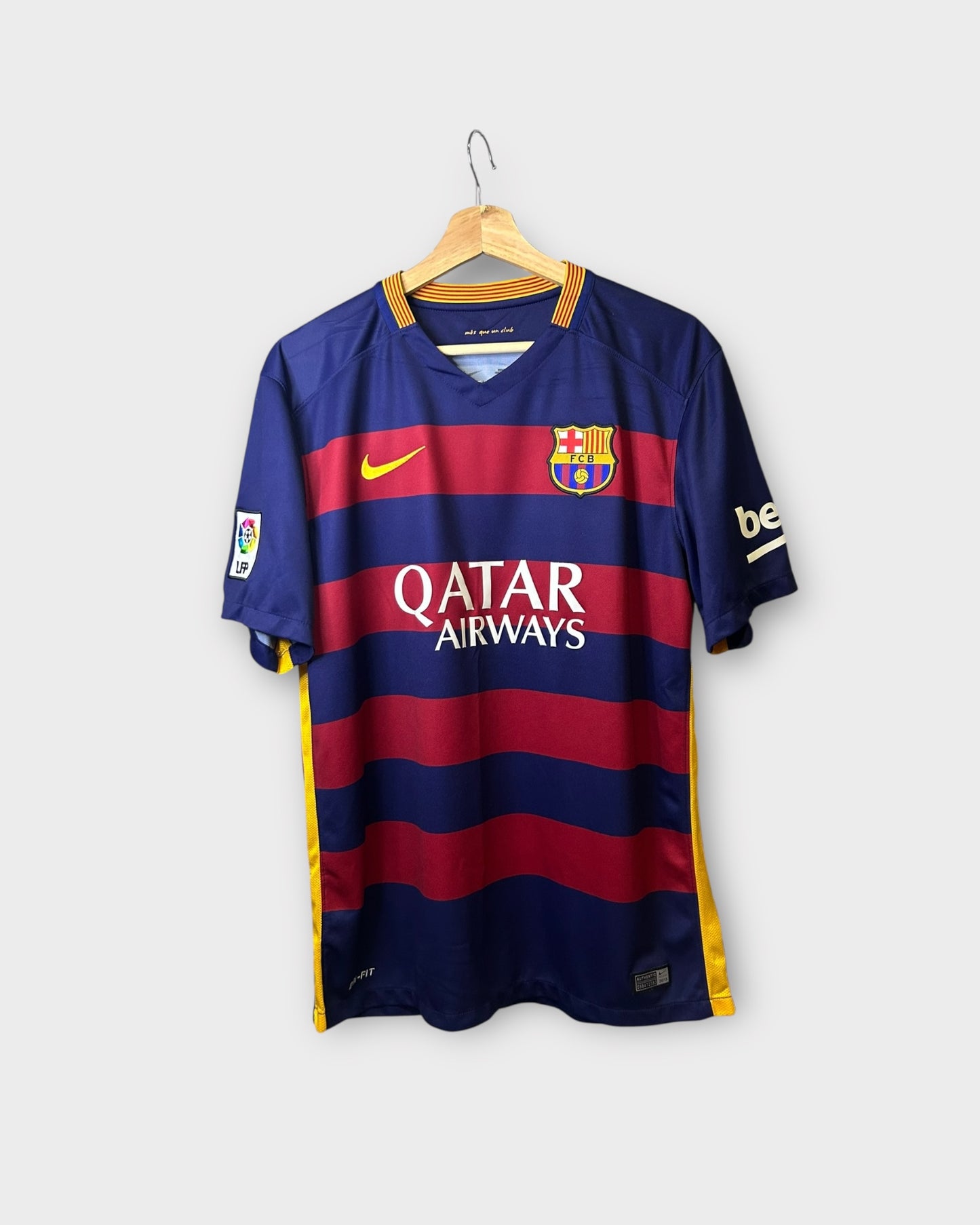 FC Barcelona 2015/16 Home - Neymar Jr 11 (Large)