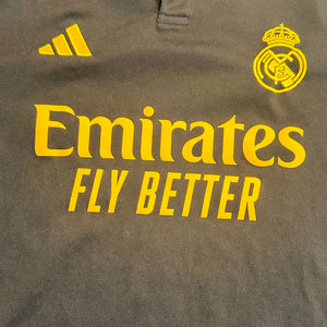 Real Madrid 2023/24 3rd Shirt (Medium) - KITLAUNCH
