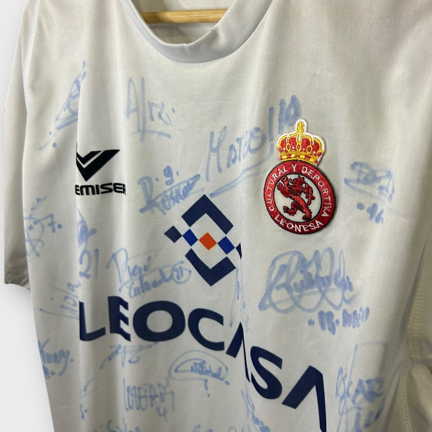 Cultural Leonesa Signed Shirt (XL)