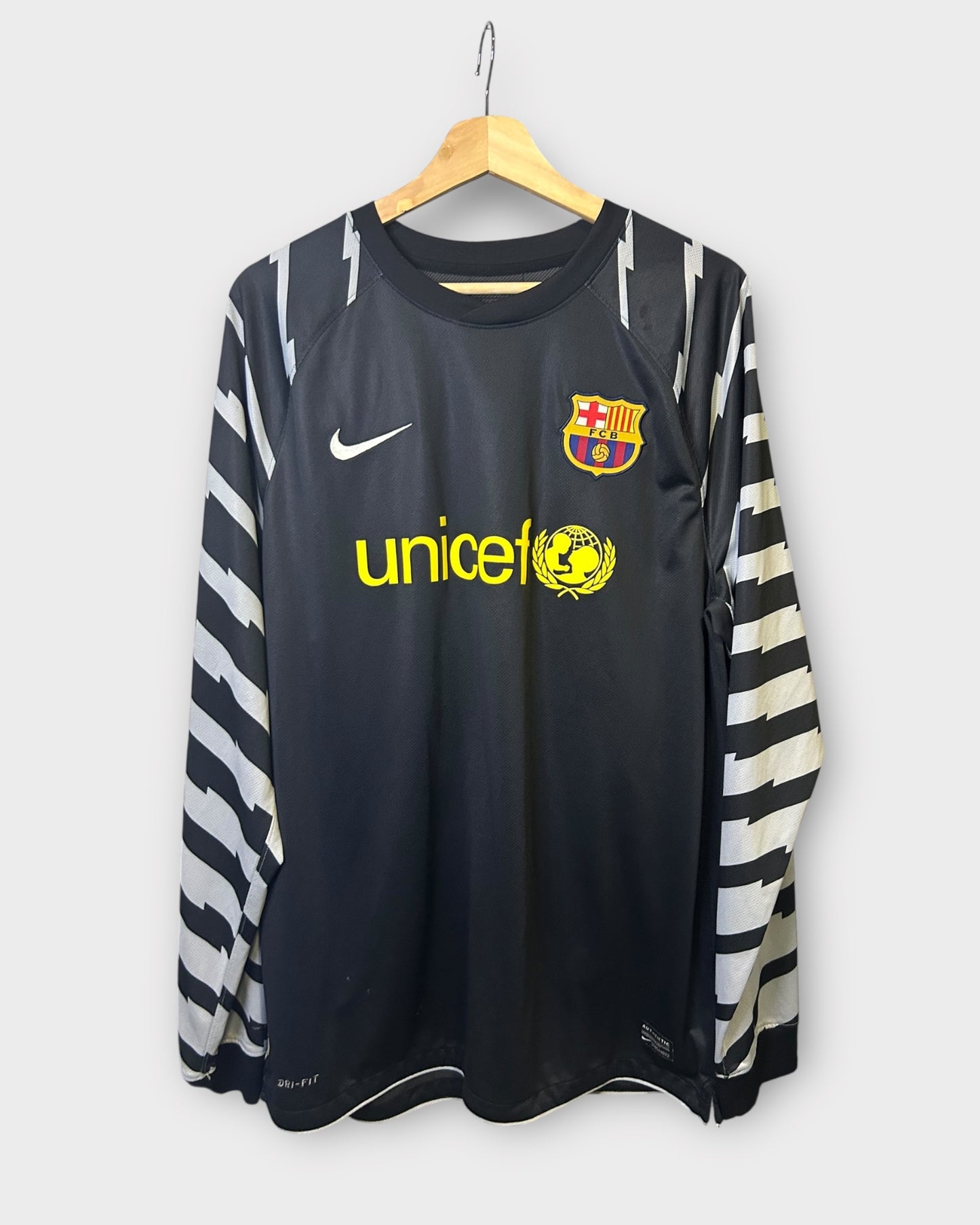FC Barcelona 2010/11 GK - Valdes 1 (XL)